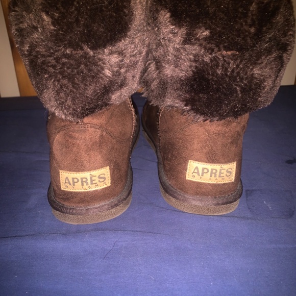 Boots - Picture 3 of 4